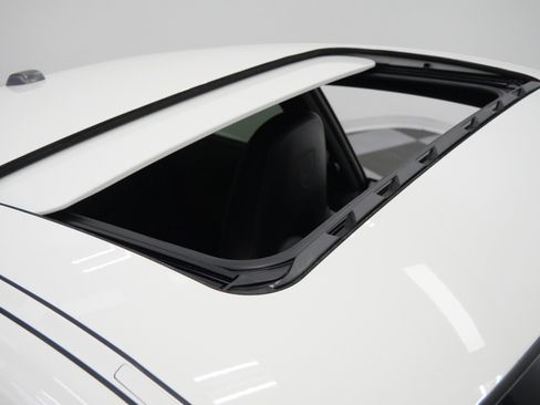 Used 2012 Porsche 911 Edition 918 Spyder AWD/4WD image 18
