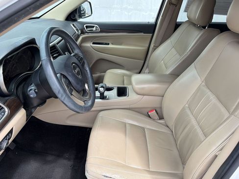 Used 2014 Jeep Grand Cherokee Limited RWD image 5