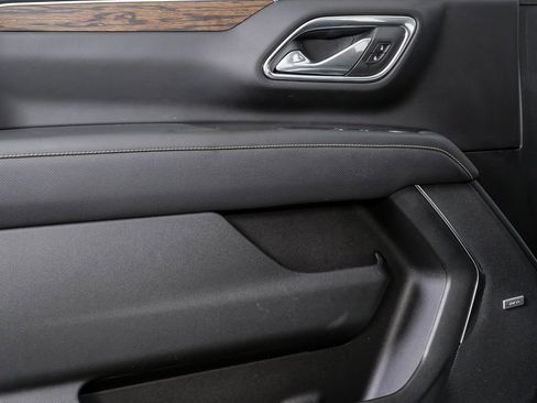 Used 2023 Chevrolet Tahoe Premier image 6