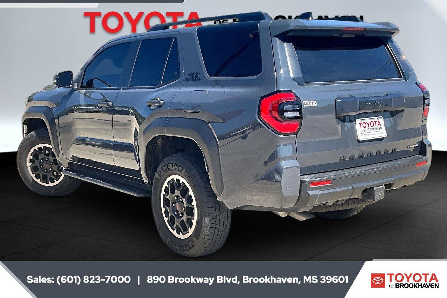 Used 2025 Toyota 4Runner TRD Off-Road AWD/4WD image 2