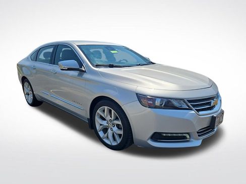 Used 2016 Chevrolet Impala LTZ FWD image 7