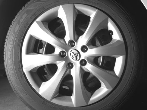 Used 2025 Toyota Corolla LE FWD image 15