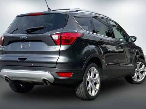 Used 2019 Ford Escape Titanium AWD/4WD image 13