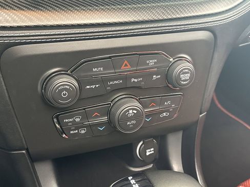 Used 2021 Dodge Charger SRT Hellcat w/ Harman/Kardon Audio Group image 34