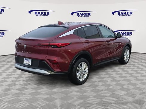 Used 2024 Buick Envista Preferred image 5