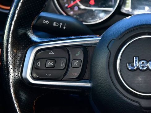 Used 2021 Jeep Gladiator Mojave image 19