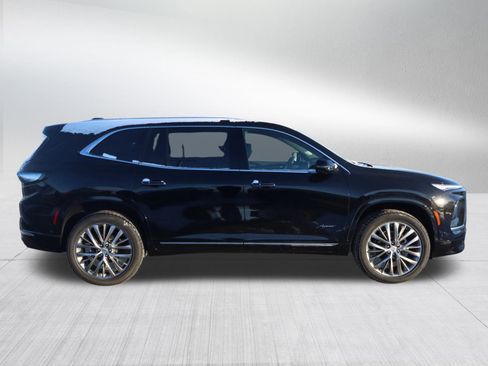 New 2026 Buick Enclave Avenir w/ Super Cruise Package image 8