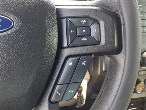 Used 2015 Ford F150 XL w/ Equipment Group 101A Mid AWD/4WD image 9