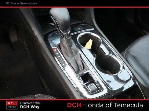 Used 2022 Chevrolet Equinox Premier image 10