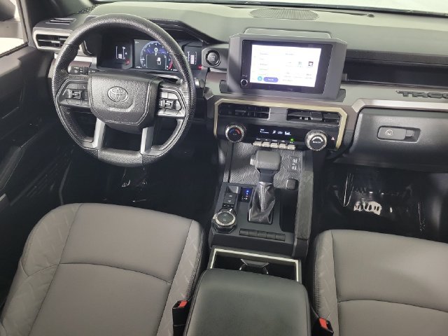 Used 2026 Toyota Tacoma SR5 AWD/4WD image 15