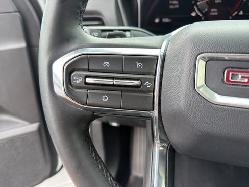 Used 2025 GMC Terrain Elevation FWD image 7