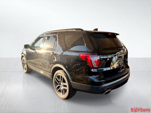 Used 2017 Ford Explorer Sport w/ Equipment Group 401A AWD/4WD image 3