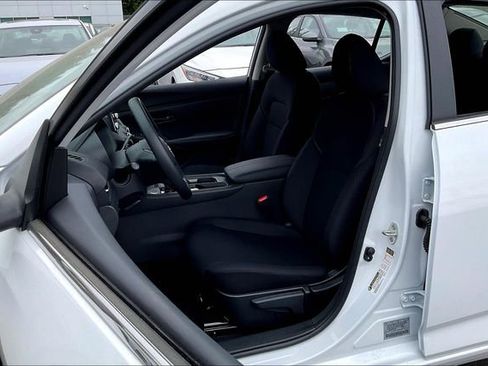 New 2025 Nissan Sentra S image 10