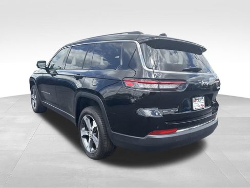 Used 2023 Jeep Grand Cherokee L Limited AWD/4WD image 5