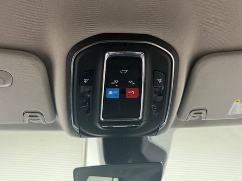 Used 2024 Jeep Wagoneer Series II w/ Flexible Seating Group image 72