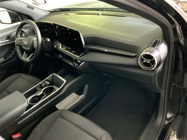 Used 2026 Chevrolet Equinox LT AWD/4WD image 42