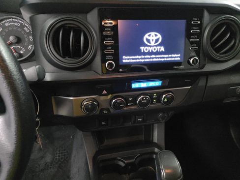 Used 2023 Toyota Tacoma SR image 11
