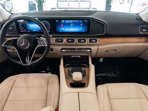 Used 2024 Mercedes-Benz GLE 450 4MATIC image 8