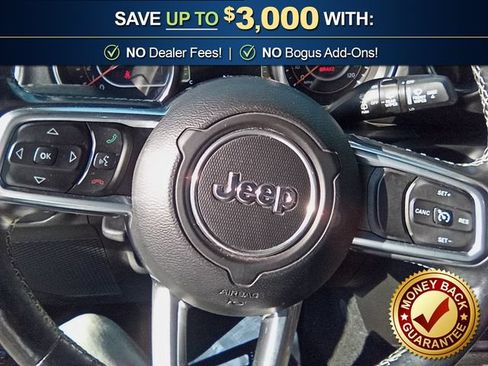 Used 2018 Jeep Wrangler Unlimited Sahara AWD/4WD image 18