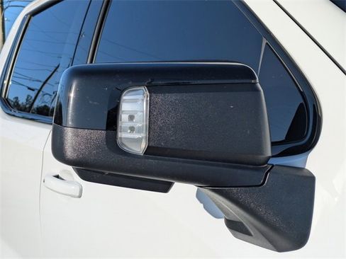 Used 2024 GMC Sierra 1500 AT4 w/ AT4 Premium Package image 13