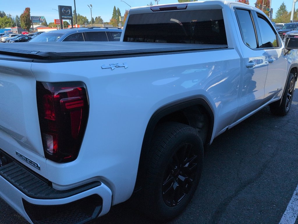 Used 2025 GMC Sierra 1500 Elevation AWD/4WD image 3
