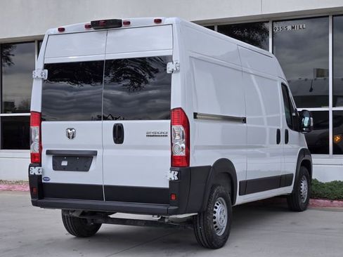 Used 2025 RAM ProMaster 2500 image 7