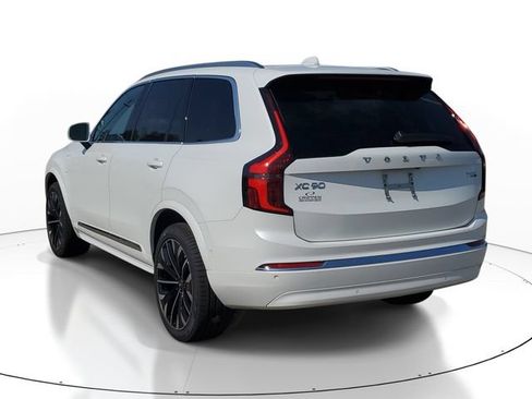New 2026 Volvo XC90 T8 Plus w/ Protection Package AWD/4WD image 3