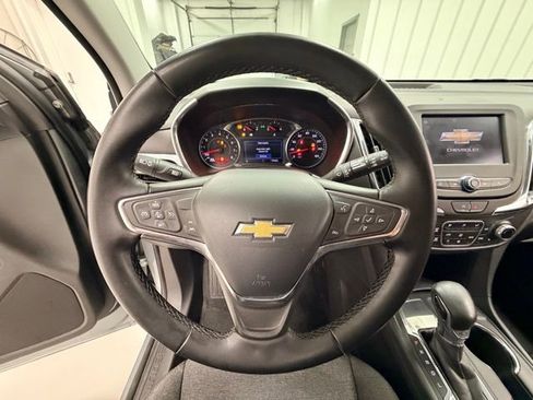 Used 2024 Chevrolet Equinox LT image 10