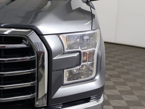 Used 2017 Ford F150 XLT w/ Equipment Group 302A Luxury image 12