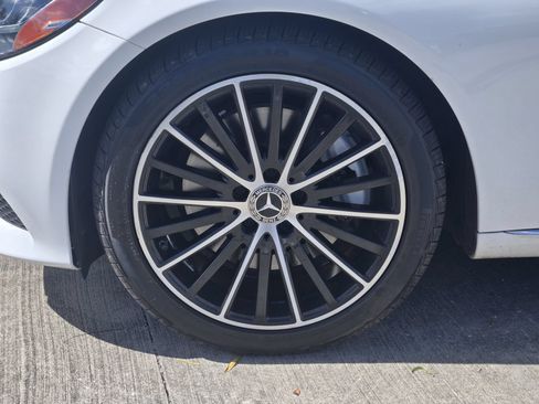 Used 2021 Mercedes-Benz C 300 Sedan image 12