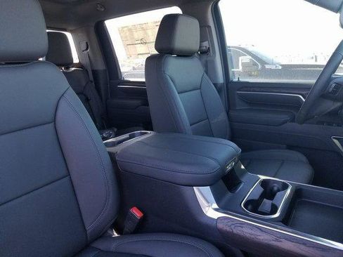 New 2025 GMC Sierra 2500 SLT w/ SLT Premium Package image 14