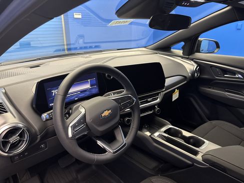 New 2026 Chevrolet Equinox EV LT w/ Comfort Package image 11