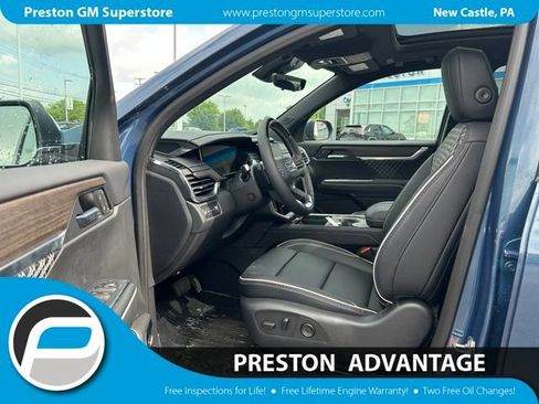 New 2026 GMC Acadia Denali w/ Super Cruise Package AWD/4WD image 9