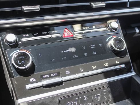 Certified 2025 Hyundai Santa Fe XRT AWD/4WD image 33