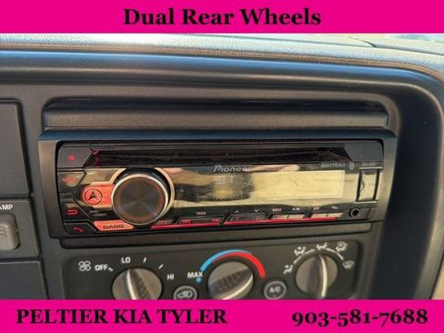 Used 1998 Chevrolet Silverado 3500 2WD Regular Cab w/ Comfort & Convenience Pkg image 19