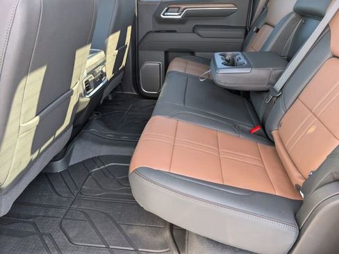 New 2026 Chevrolet Silverado 1500 High Country AWD/4WD image 30