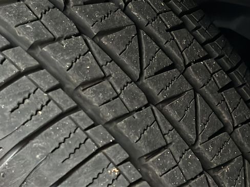 Used 2022 Toyota Tacoma SR5 w/ Technology Package image 43