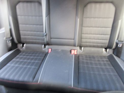 Used 2019 Volkswagen Jetta GLI image 36