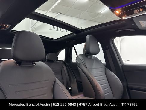 Certified 2025 Mercedes-Benz GLC 300 image 30