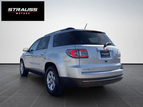 Used 2014 GMC Acadia SLE image 8