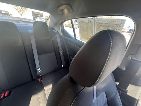 Used 2025 Nissan Sentra SV image 31