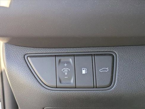 Used 2023 Genesis G70 3.3T w/ Sport Advanced Package image 19