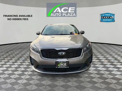 Used 2019 Kia Sorento L image 3