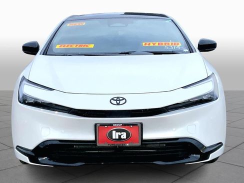 New 2026 Toyota Prius Plug-In Hybrid image 3