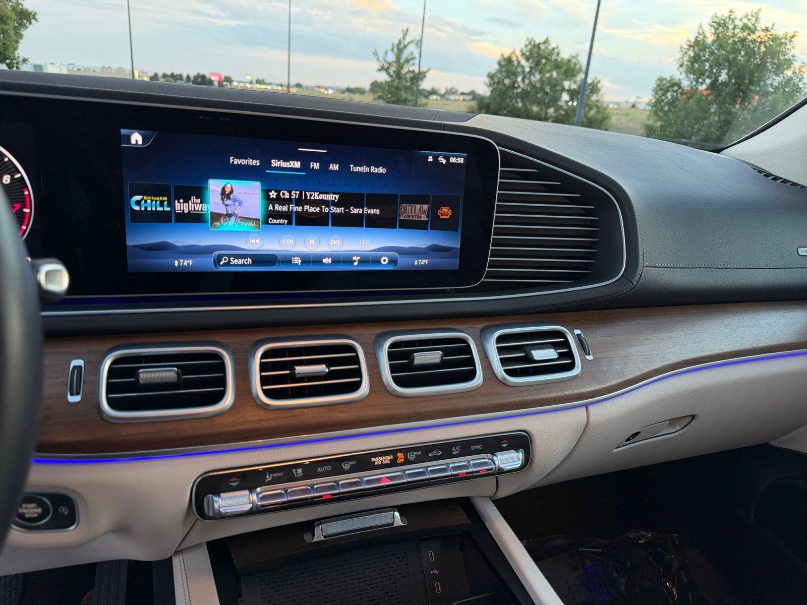 Used 2024 Mercedes-Benz GLS 450 4MATIC image 12