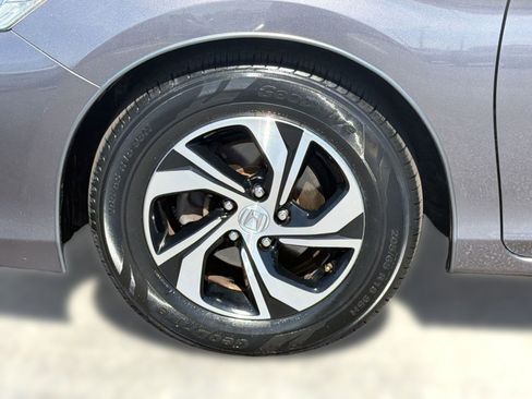 Used 2017 Honda Accord LX image 12