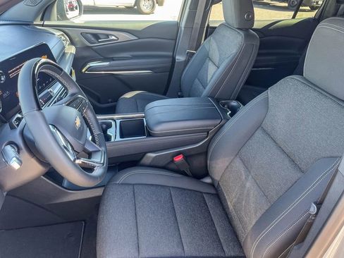 New 2026 Chevrolet Traverse LT w/ Enhanced Driving Package image 16