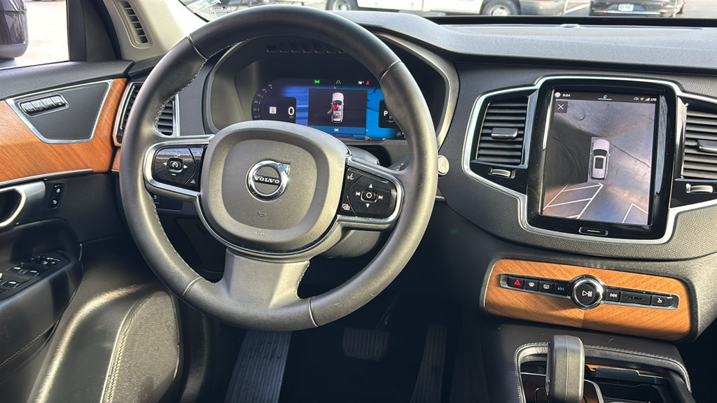Certified 2024 Volvo XC90 B6 Plus w/ Protection Package Premier AWD/4WD image 7