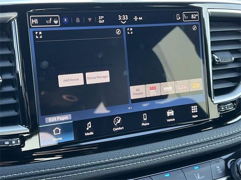 New 2026 Chrysler Pacifica Select image 22