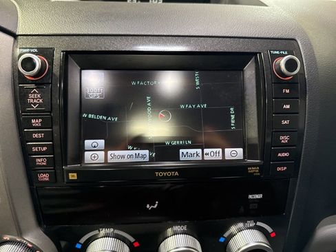 Used 2011 Toyota Sequoia Limited image 21